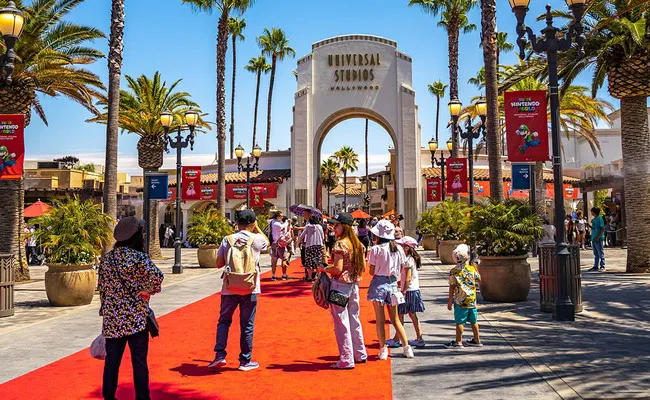 What Airport Is Closest to Universal Studios Hollywood Guide