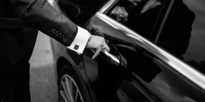 How do I book a car service to Orlando Airport? Guide