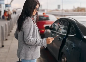 What Are Airport Transfers And How Do They Work